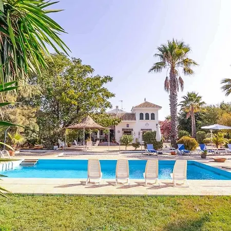 Santa Ana Villa *
